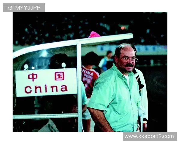 施拉普纳:要让中国足球走向辉煌需重视技术与精神而非金钱利益